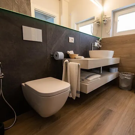 Holiday home Relais Del Garda Lazise