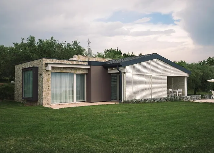 Relais Del Garda بيت للعطل *