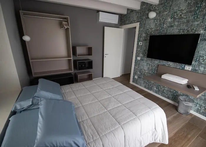 Relais Del Garda لاتيزي